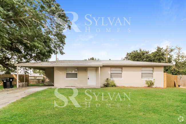 Building Photo - Updated 3 bedroom rancher! Rental