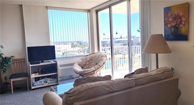 Building Photo - 7360 Estero Blvd Unit 502 Rental
