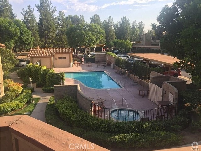 Building Photo - 5410 Silver Canyon Rd Unit 11E Rental