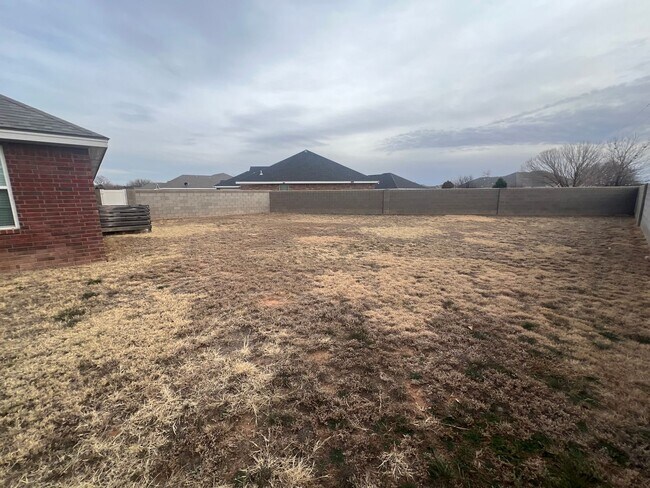 Photo - 2207 Boxwood Cir