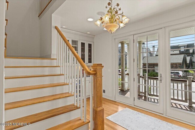 Photo - 1043 Barnegat Ln