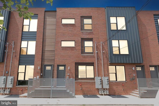 Photo - 1914 E Letterly St Apartment Unit 2