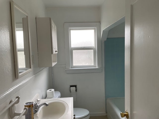 Bathroom - 624 Fulton St Unit #1