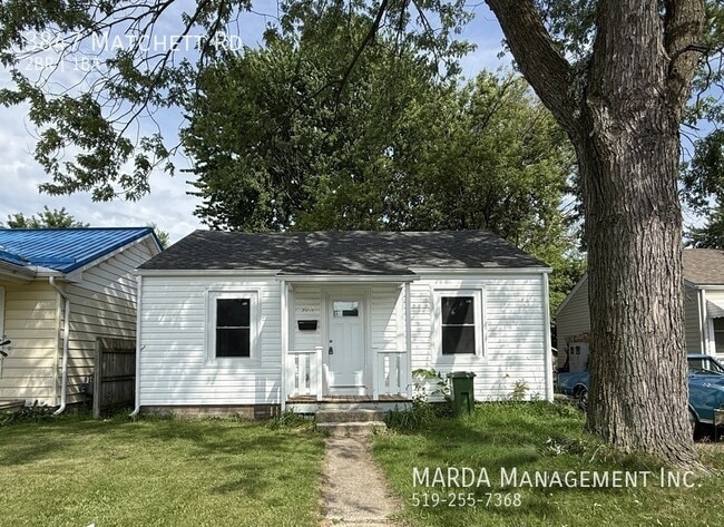 Building Photo - FULLY RENOVATED BUNGALOW 2 BED/1 BATH - WEST WINDSOR + UTILITIES