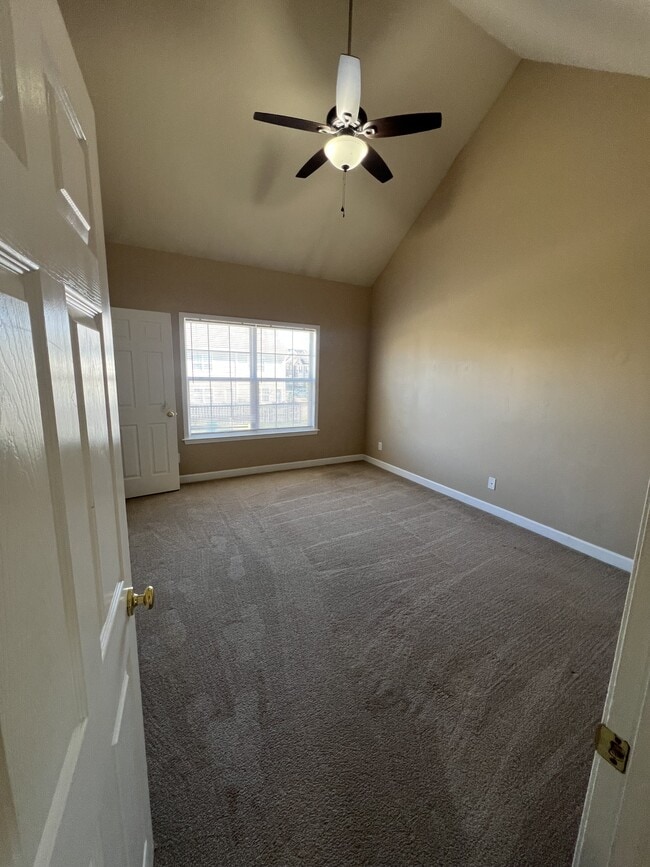 Photo - 503 Dakota Dr