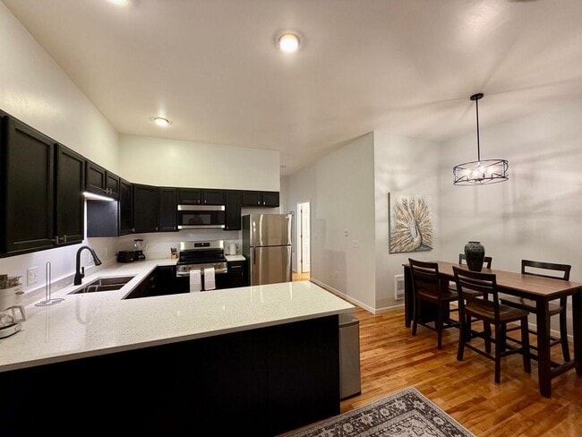 Photo - 719 N 3rd Ave Unit #7