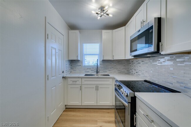 Photo - 1116 S Casino Center Blvd Unit 2