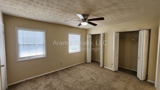 Photo - 2326 Highpoint Rd