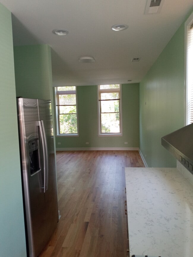 Photo - 2626 S Throop St Unit 1