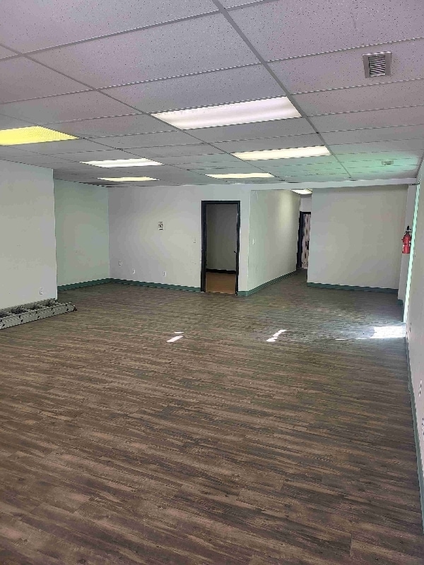 Photo - 404 State St