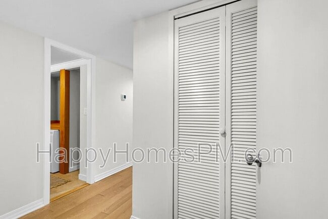 Photo - 14 Lockwood Dr