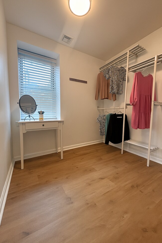 220 Main St Unit 202