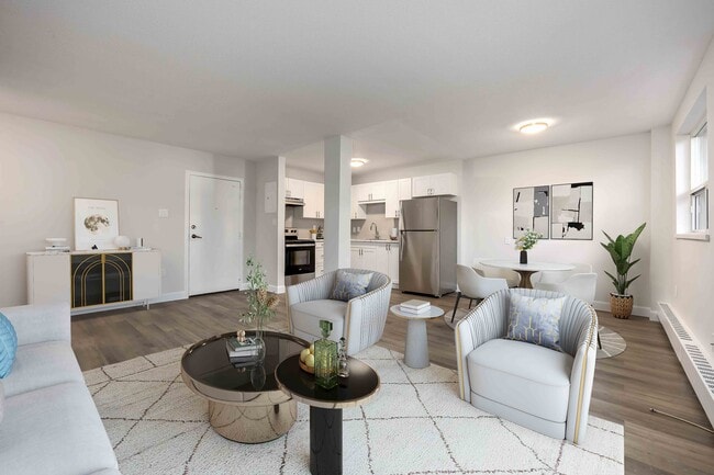 Building Photo - Inn on the Park