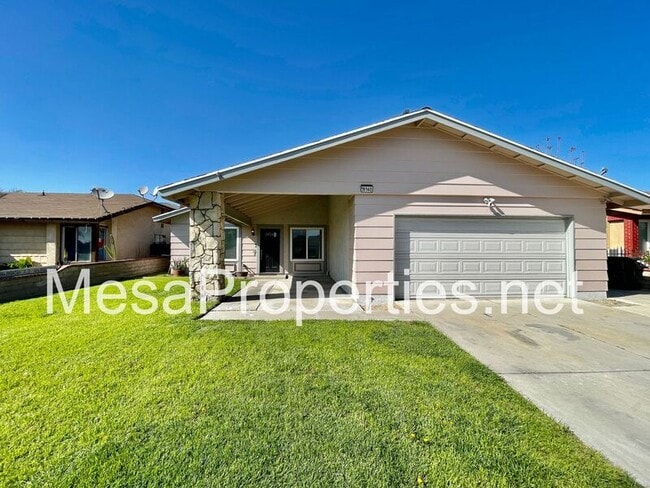 Photo - 16140 Rosemary Dr