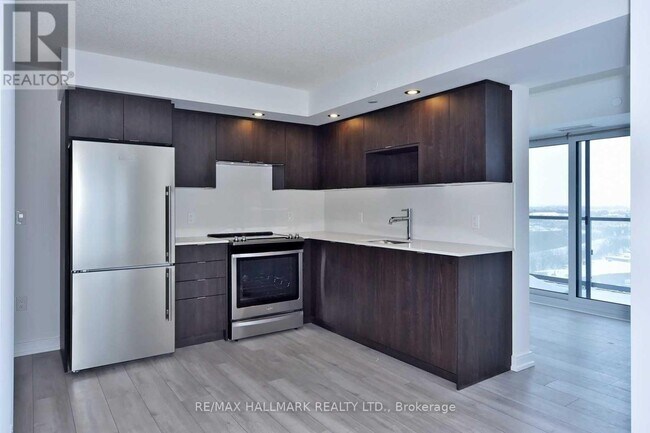Photo - 225 Village Green Square Unit 1308