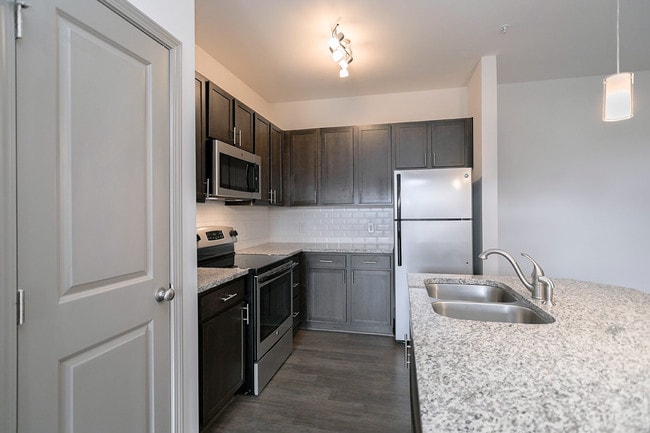 Photo - Mountain View