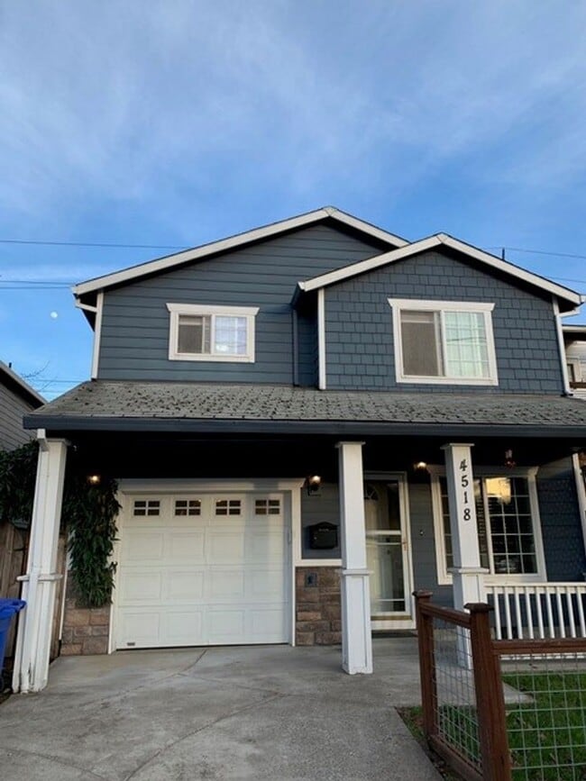Building Photo - 4518 SE 66th Ave