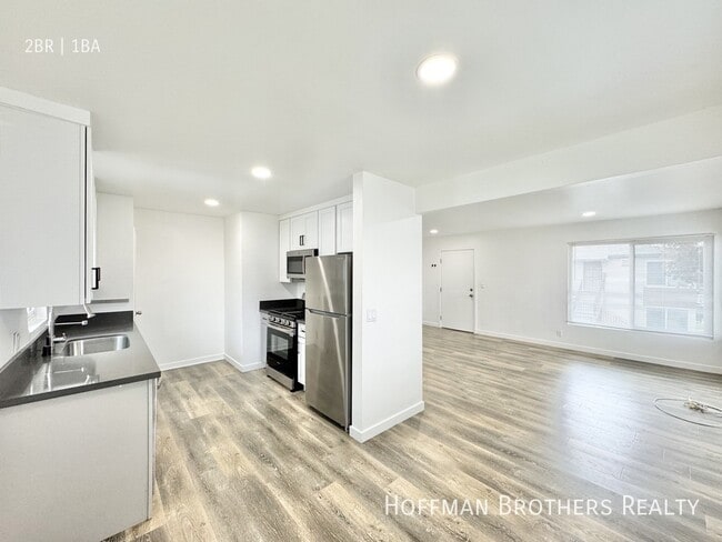 Building Photo - 4132 W 118th St