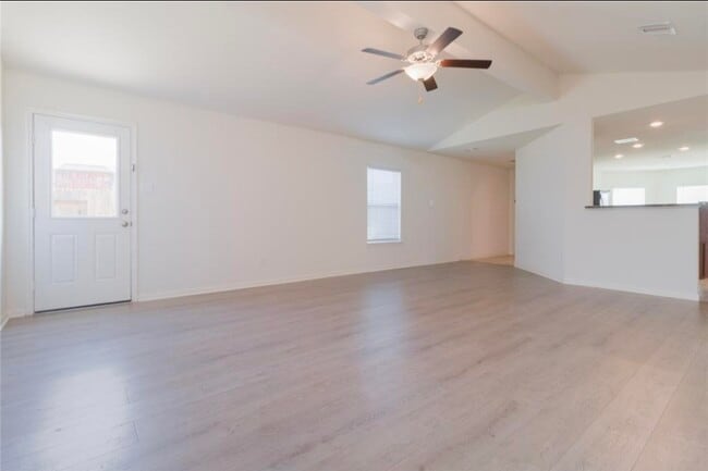 15310 Albert Oak Dr