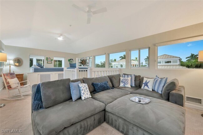 Photo - 180 6th Ave S Unit 3