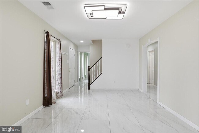 Photo - 3454 Tamarack Ct