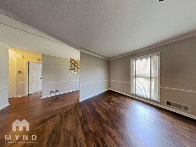 Photo - 3876 Quail Manor Dr SW