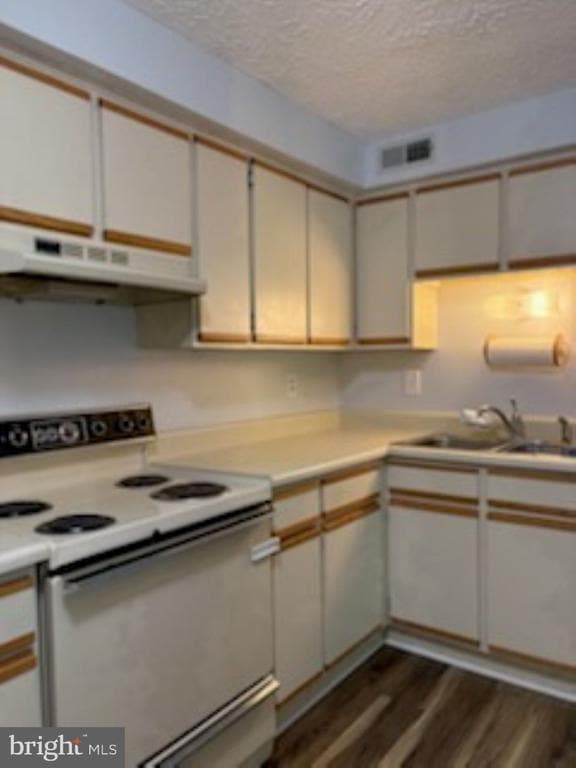 Photo - 3502 Lochearn Ct Unit M