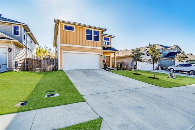Photo - 162 Eagle Brook Ln