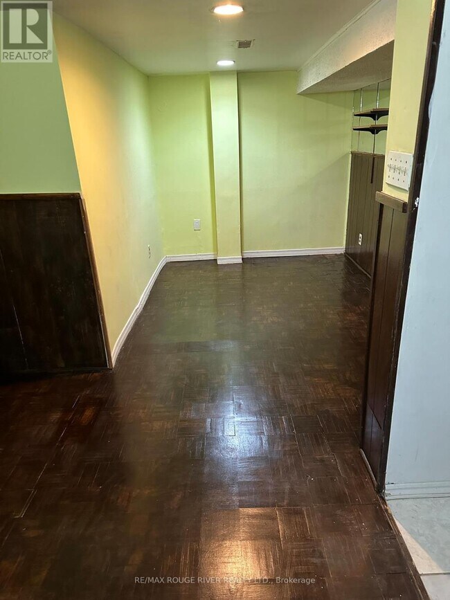 Photo - 27 Haileybury Dr