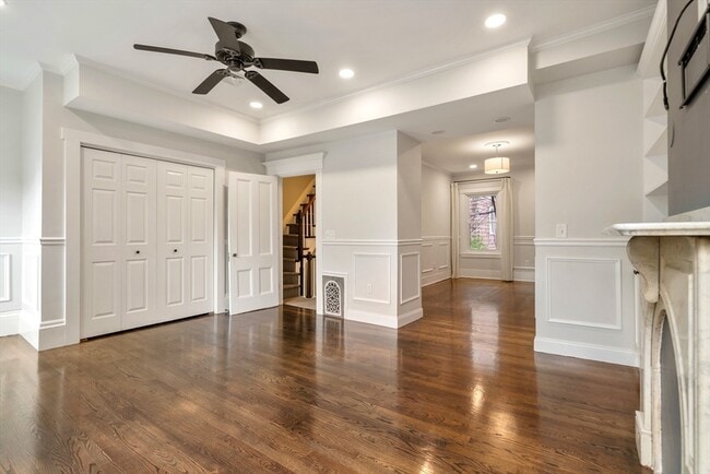 Photo - 110 Elm St Unidad 2
