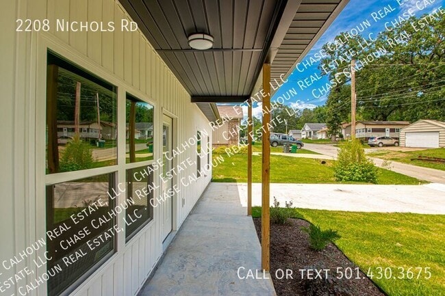 Photo - 2208 Nichols Rd