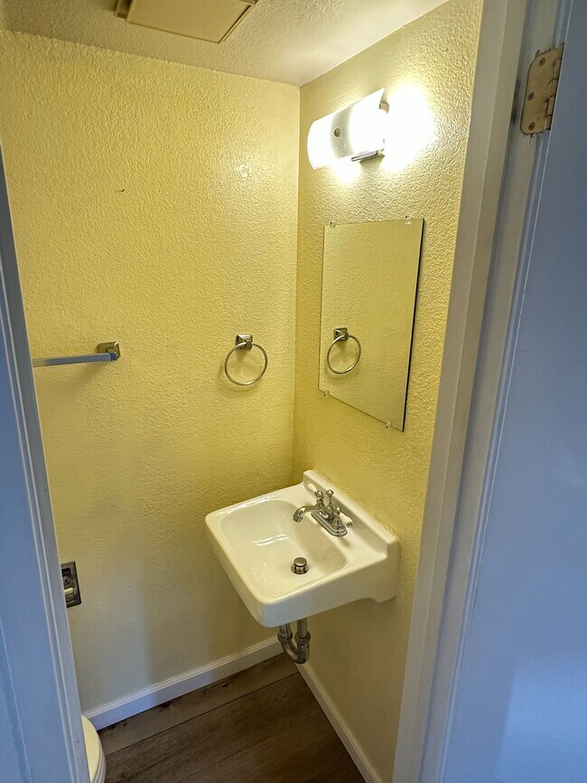 Photo - 13057 Lincoln Way Unit A