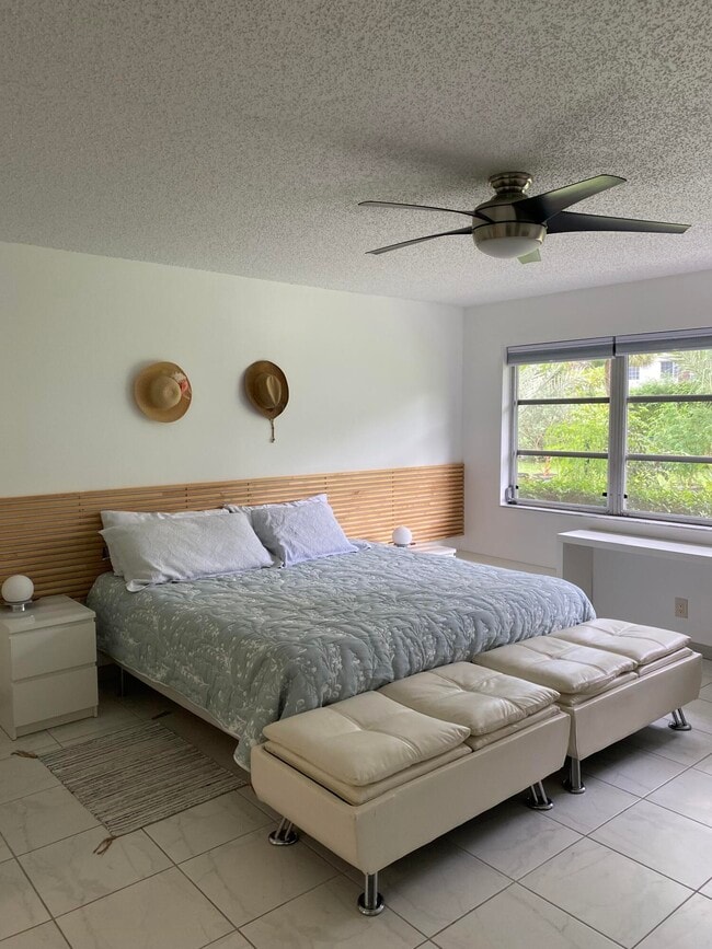 Photo - 14364 Canalview Dr Unit B