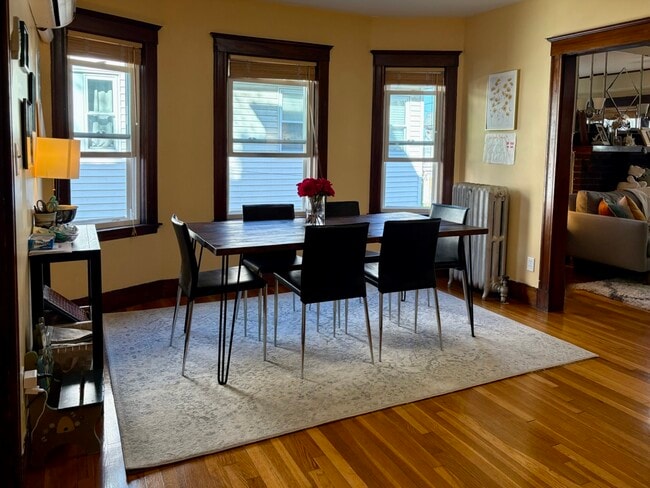 Photo - 17 Sunset St Unit 1