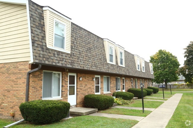 Kingsbrooke Townhomes
