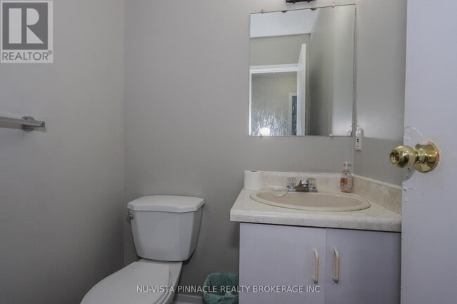 Photo - 14 - 595 THIRD STREET