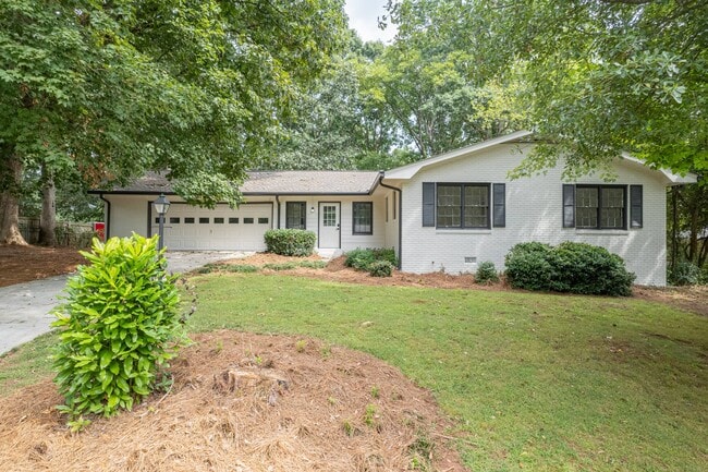 Building Photo - 1586 Kings Rd Rental