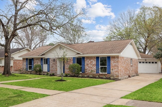 Photo - 9719 Springmont Dr