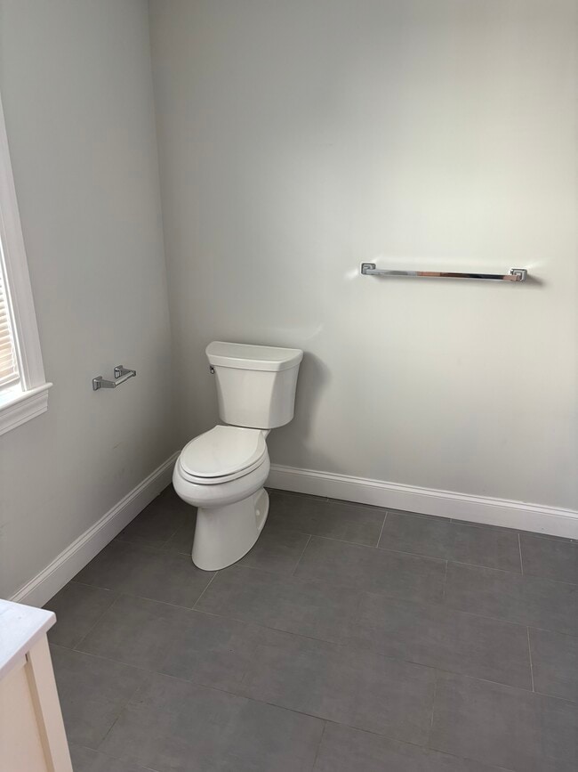 Photo - 171 Main St Unit Apartment 10