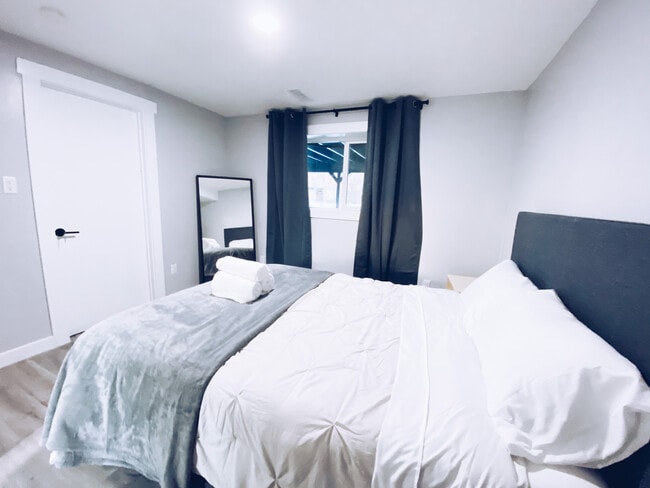 Photo - 9483 S Buttonwood Dr Unidad 4 - Basement Apartment