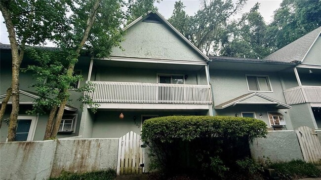 Building Photo - 4411 SW 34th St Unit 503