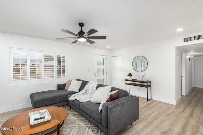 Photo - 4511 N 31st Pl