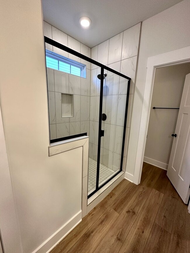 Photo - Luxury Home for Rent at The Grange