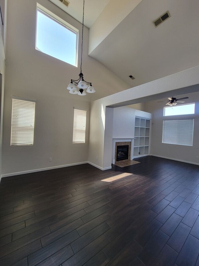 Photo - Beautiful 2 bedroom 2.5 bath home in Avalon Gated Community!!