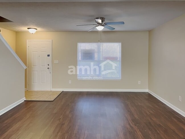 Photo - 1186 Constitution Dr