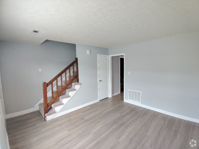 Building Photo - 23 Ferguson Dr Rental