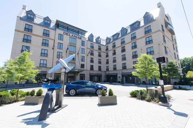 Delamar West Hartford *NO AVAILABILITY* - Delamar West Hartford *NO AVAILABILITY* Apartments