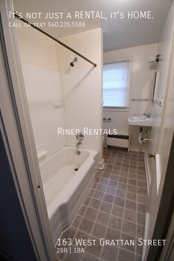 Photo - 163 W Grattan St