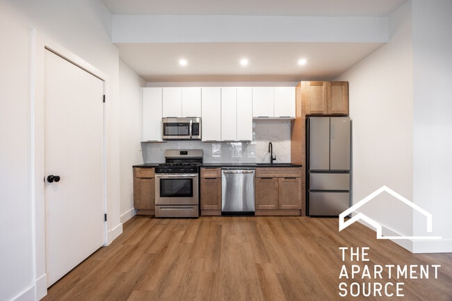 Building Photo - 1454 N Kedzie Ave Unit 1 Rental