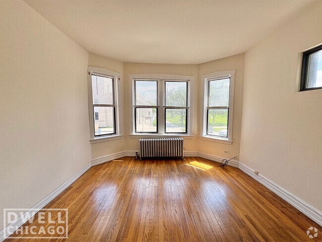 Building Photo - 1500 N Kedzie Ave Rental